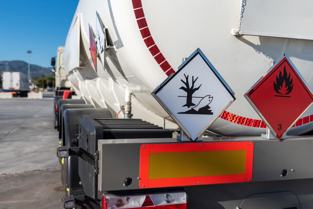 camion produits dangereux